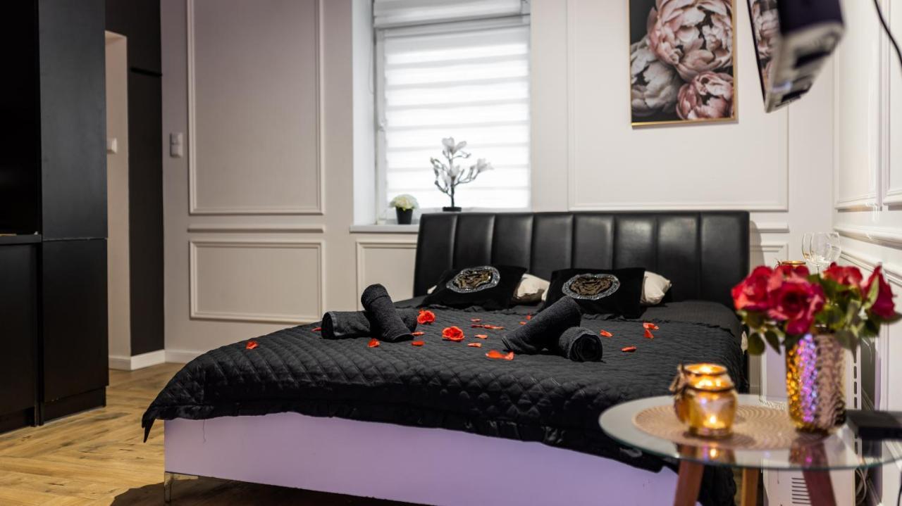 Zamoyskiego Jacuzzi Apartment Cracóvia Exterior foto