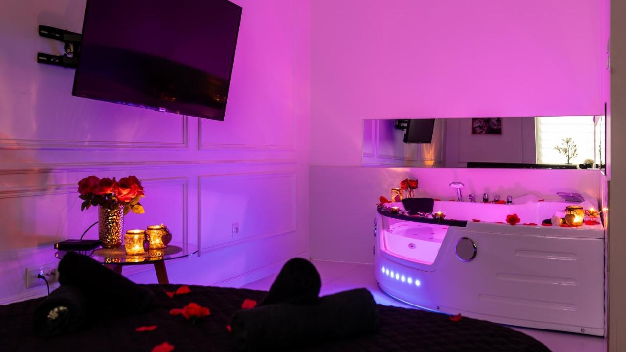 Zamoyskiego Jacuzzi Apartment Cracóvia Exterior foto